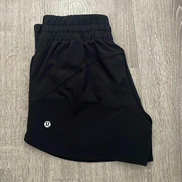 Lululemon athletic shorts size 8 - Picture 1 of 5